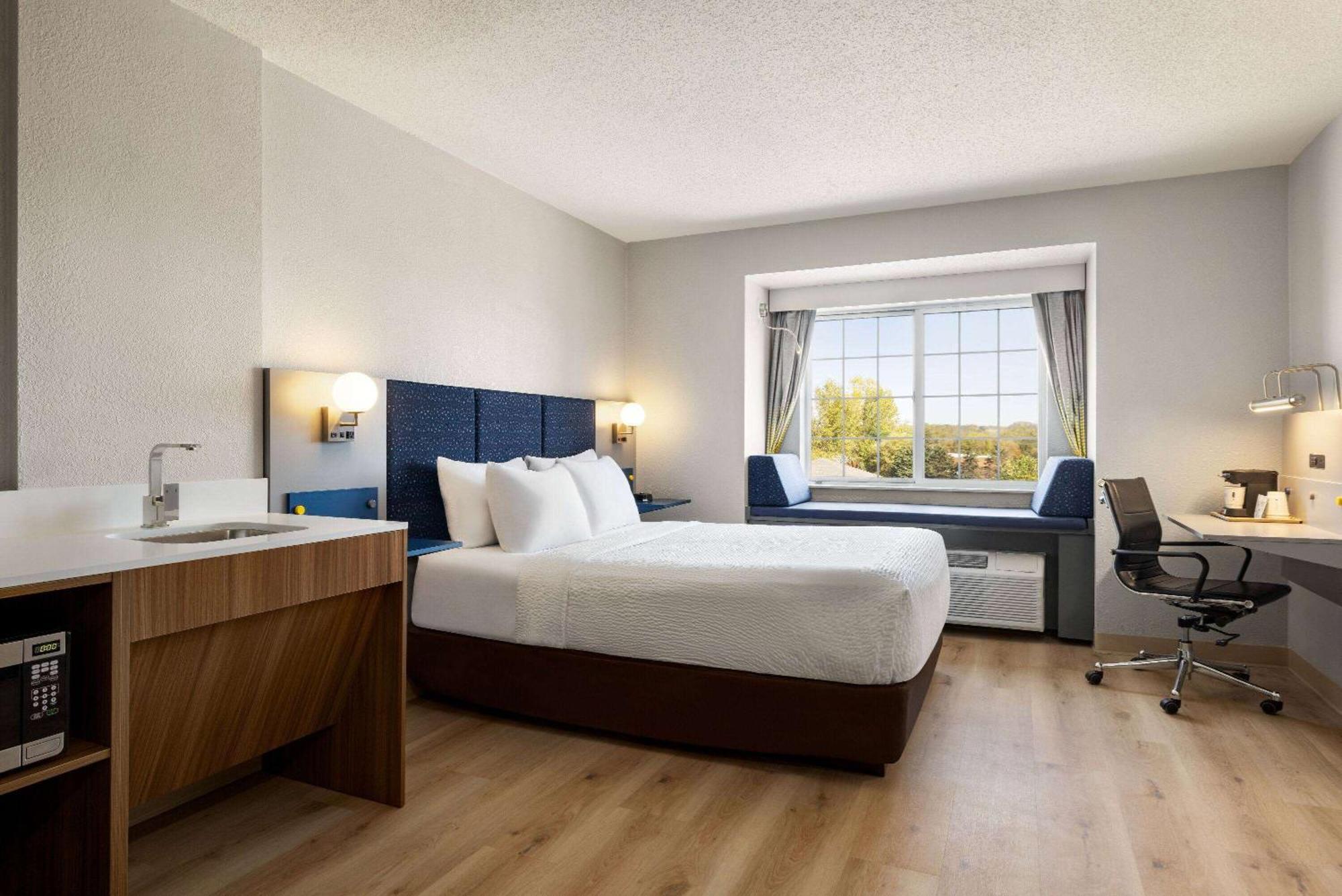 Microtel Inn & Suites By Wyndham New Ulm Buitenkant foto