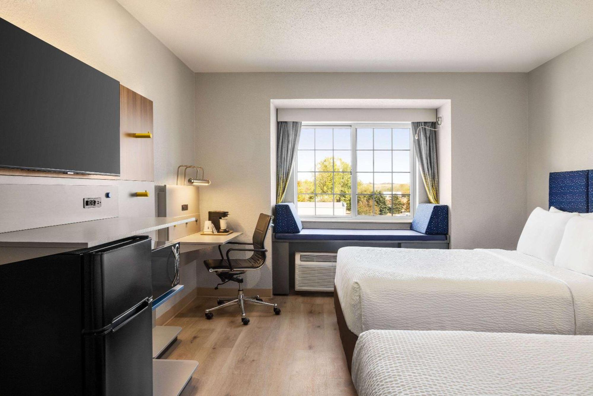 Microtel Inn & Suites By Wyndham New Ulm Buitenkant foto