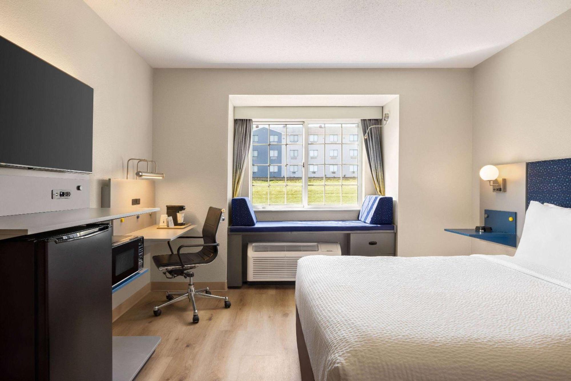 Microtel Inn & Suites By Wyndham New Ulm Buitenkant foto