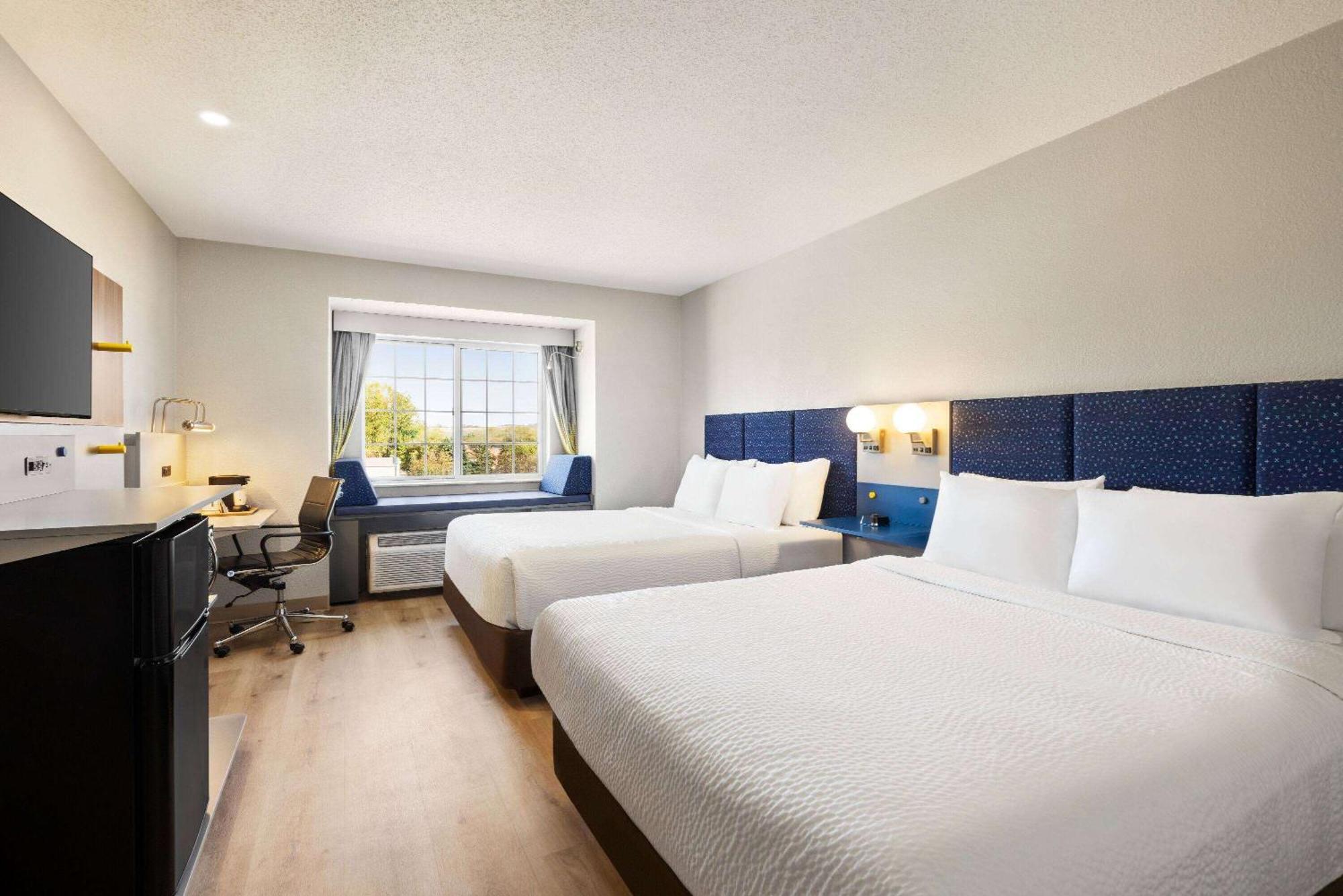 Microtel Inn & Suites By Wyndham New Ulm Buitenkant foto