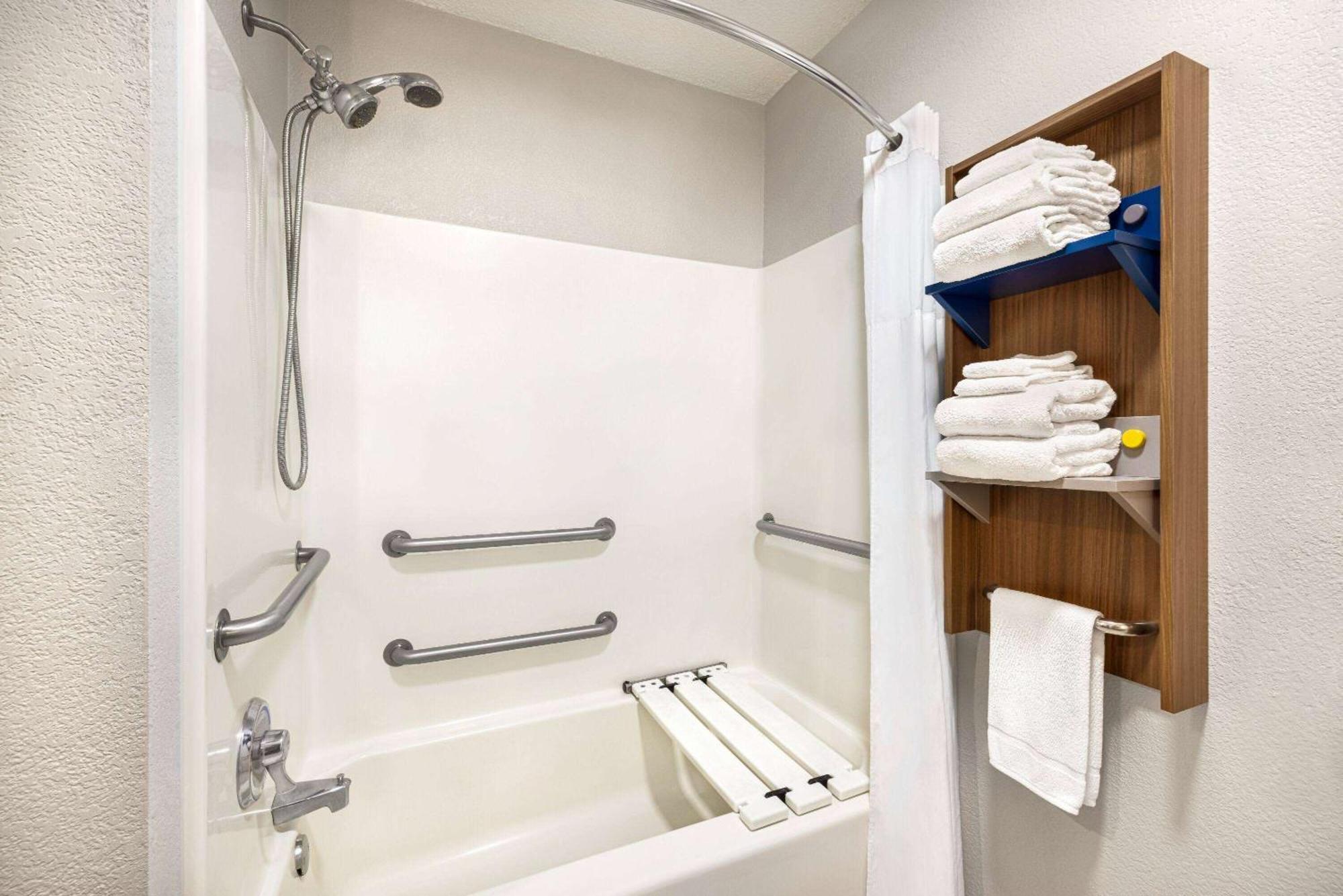 Microtel Inn & Suites By Wyndham New Ulm Buitenkant foto